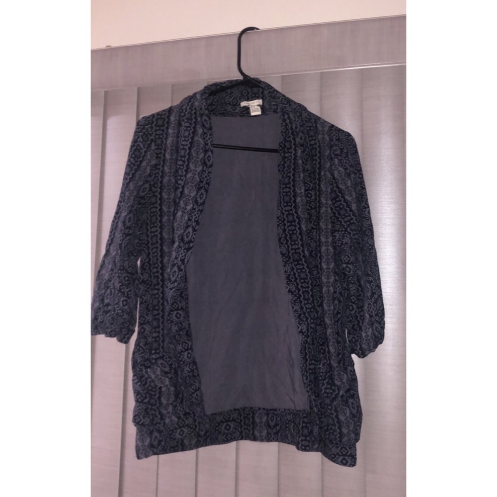 Forever 21 cardigan with pockets